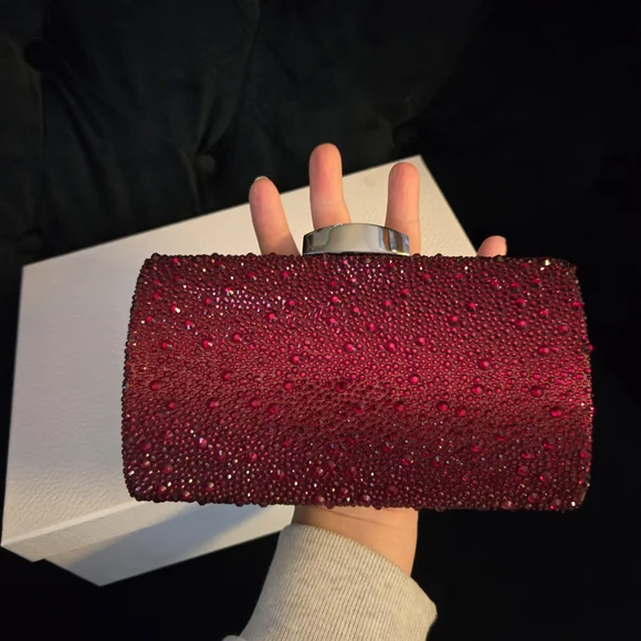 WHBM White House Black Market Elegant Red Crystal Clutch With Chain Strap NWT - Picture 7 of 16